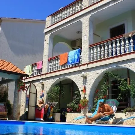 In With Terrace, Air Conditioning, Wifi 3488-7